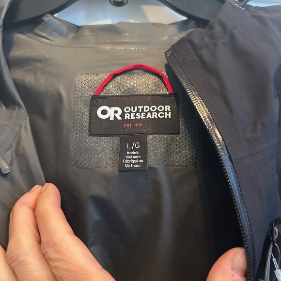 *NWT* Outdoor Research Aspire II Black Rain/Wind Jacket Large - Picture 8 of 9